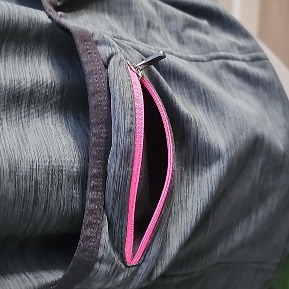 Baleaf cycling jacket top - Picture 6 of 8